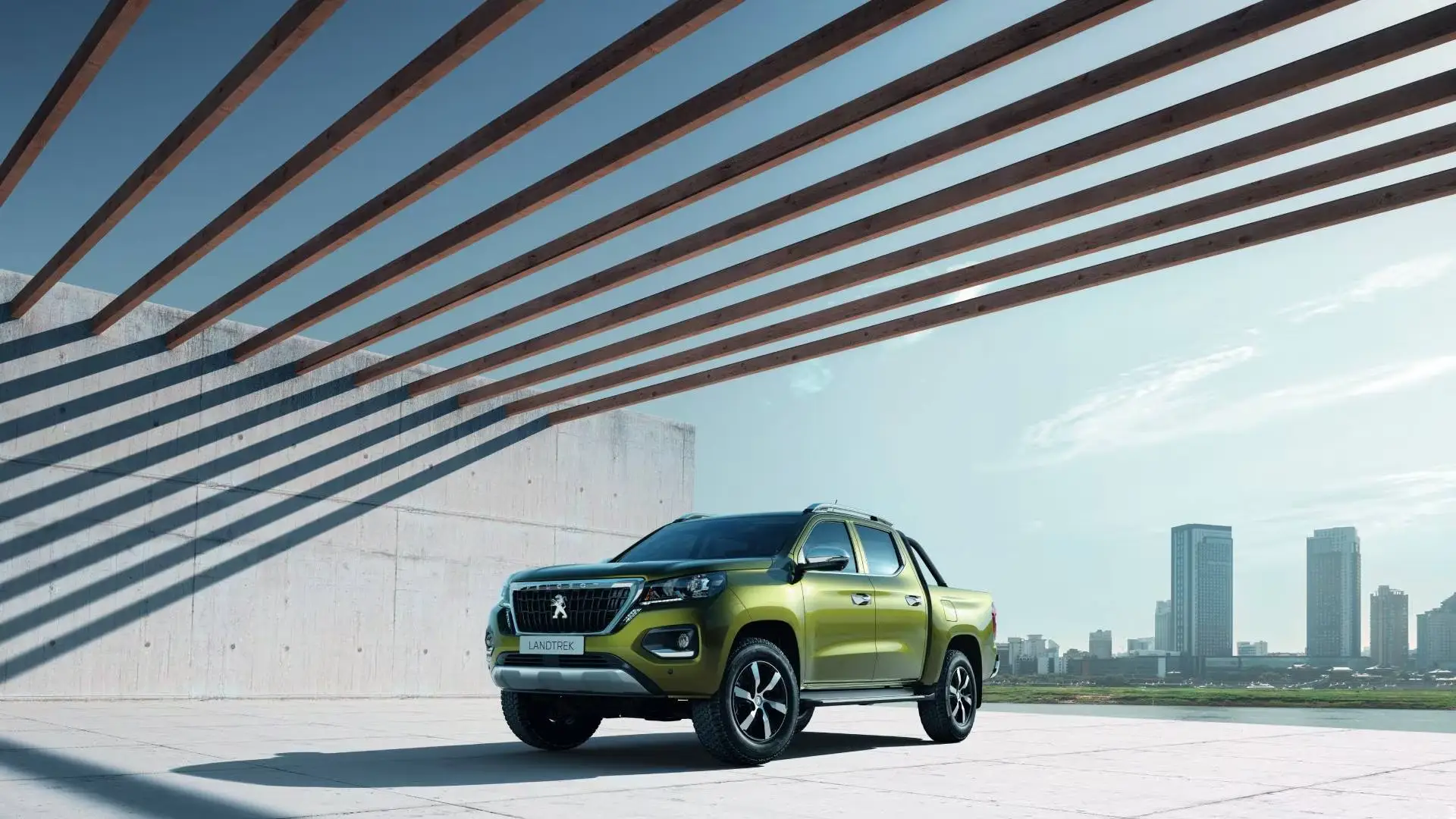 Landtrek Allure Double Cab 4X2